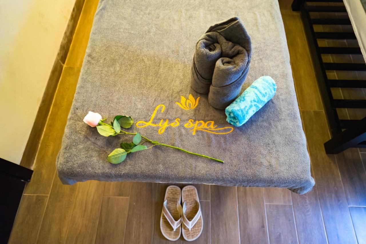 Lys Spa Hotel & Apartment Da Nang Buitenkant foto